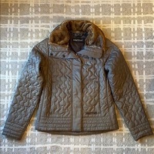 Women’s Marmot light puff/down jacket. Size small.